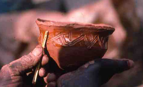 Mashita Mbanza, potter at work, RD Congo, 1984